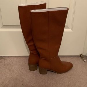 Size 7 boots - NWT!